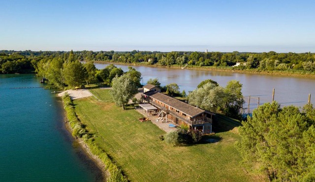 Au bord de l'eau - Grande maison - Baurech Insolite