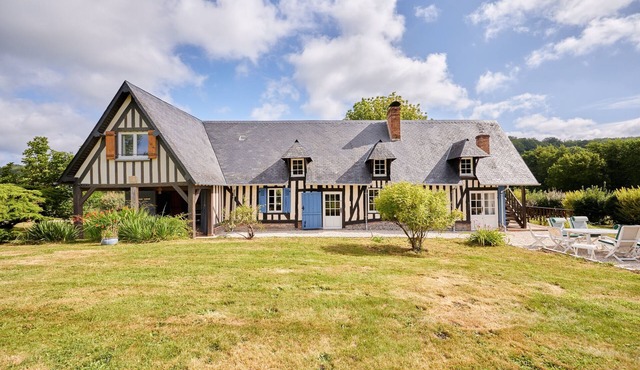 Au Cèdre Bleu - Longère avec Grand Jardin