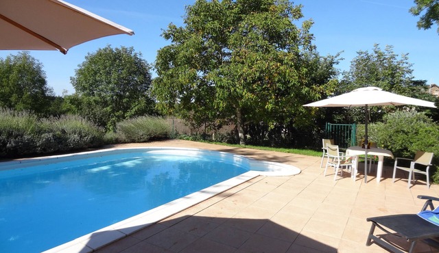 Au Cœur de la Vallée du Viaur, Charmante Maison de Campagne Avec Piscine