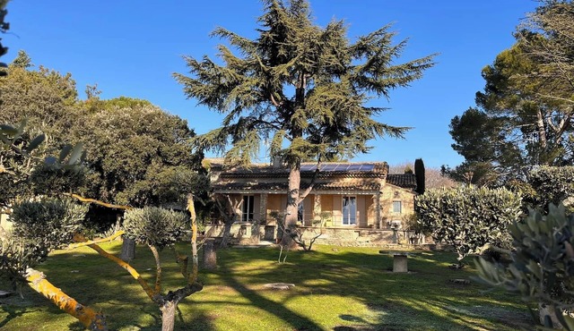 Au Cœur du Luberon, "l'atelier de La Baronnie" Charme Absolu à 4km de Gordes