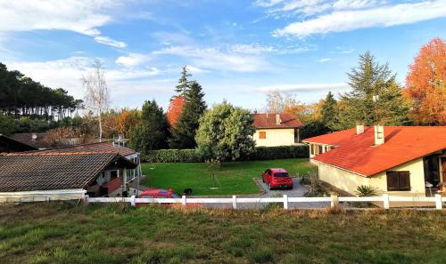 Au calme entre pins et océan