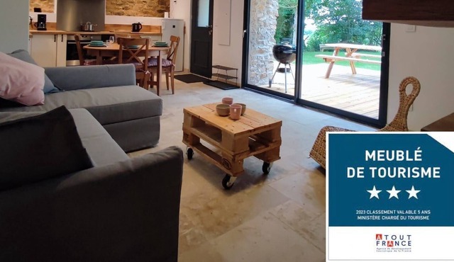 Au Calme et à 15mn des Plages Gîte Meublé 3 Étoiles en Côtes D'armor "Ti Laouen"