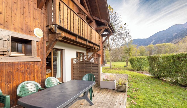 'Au chalet du Nant d'Ant' with Mountain View