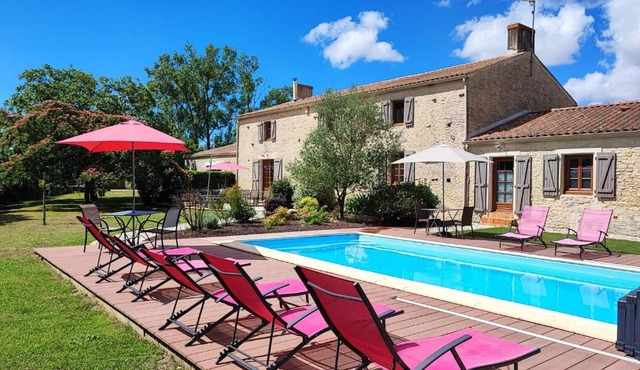 Au Clos Des Templiers