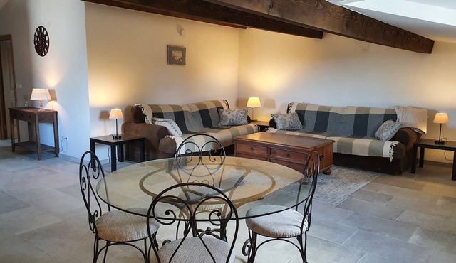 'Au Coeur des Vignes' - private apartment & garden