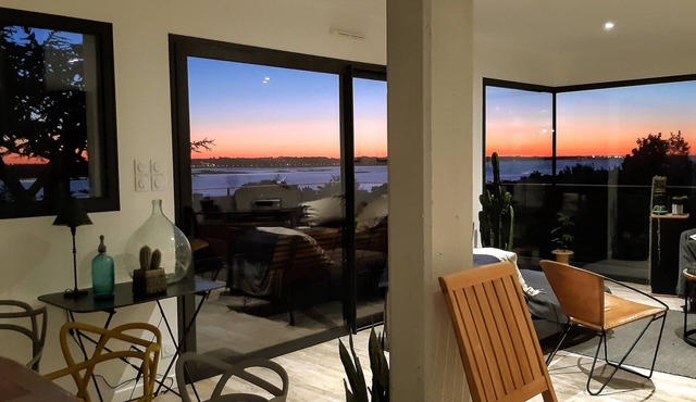 "Au gré des marées", panoramic sea view, beach 300 m, town 800 m.