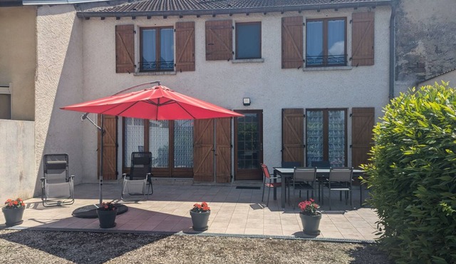 AU JARDIN - Champigny-sous-Varennes