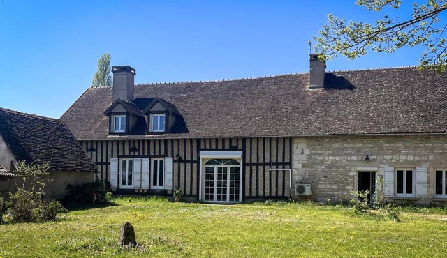 Au Logis Noisette - SAINT LOUP GEANGES