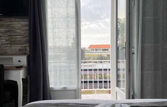 Au Petit Bonheur