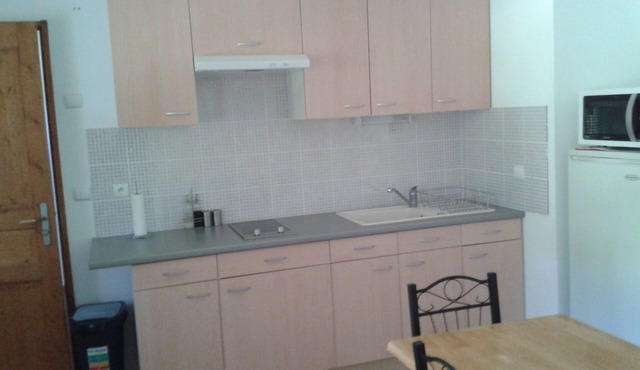 Au Portes des Volcans D'auvergne, de la Rivière Dordogne et de ses Barrages