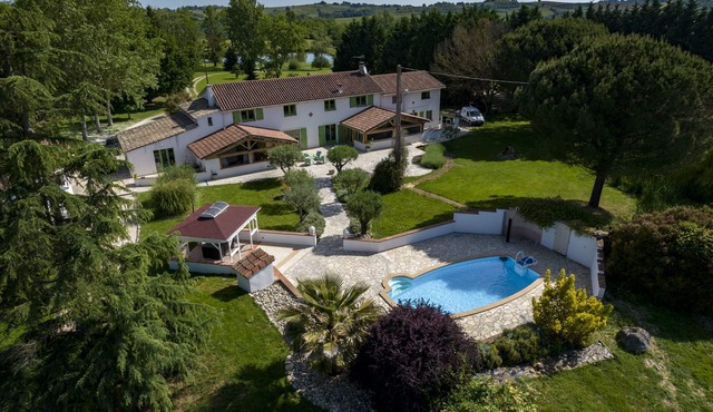 Au Temps Suspendu - Large Gîte 16 People - Pyrenees