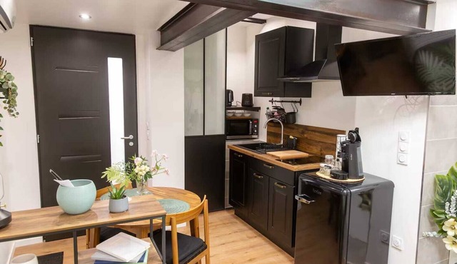 Aub'Or du bouchon Cosy studio with whirlpool for two