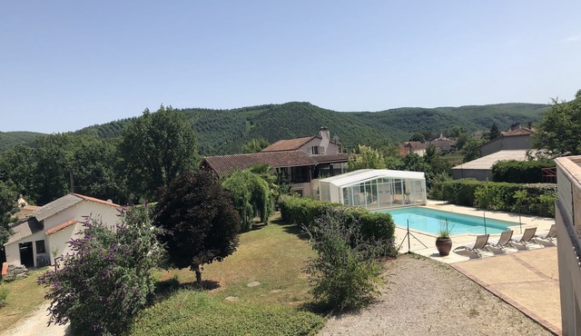 Aube-sur-la-Vallée - Un beau gîte dans une propriété de 5000m² près du Lot
