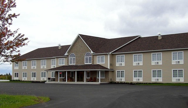 Auberge Bouctouche Inn & Suites