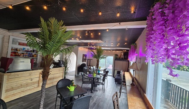 Auberge HALDER Lodge Inn Vacation Rental Near Mont Tremblant, Laurentians