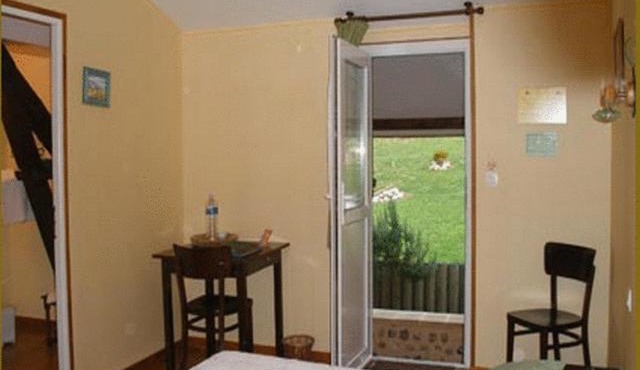 Auberge Les Tonnelles