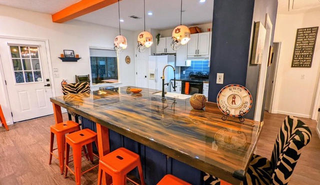 Auburn Alumni House on 20 acres