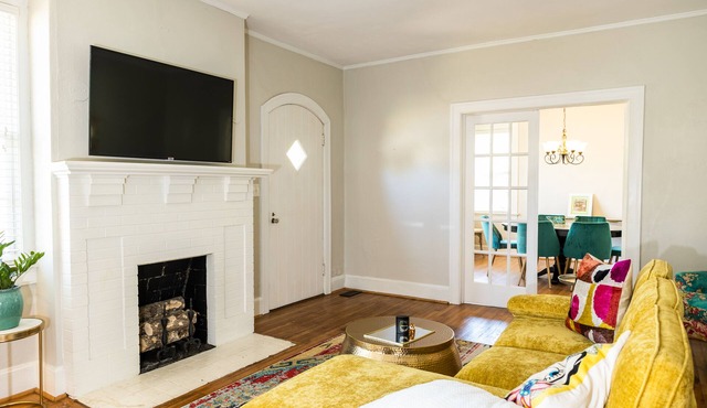 Auburn Game Day Retreat 2BR Home Sleeps 4 Near Downtown Opelika