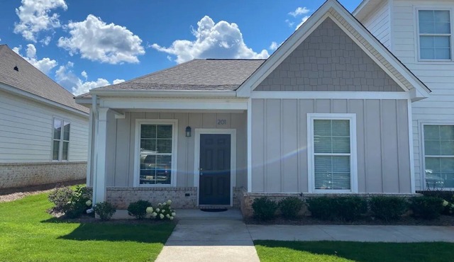 Auburn Gameday Townhome