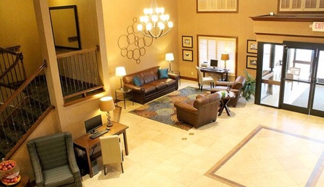 Auburn Place Hotel & Suites - Paducah