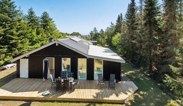 "Aud" - 300m from the sea by Interhome