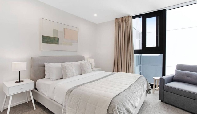 Augustus Hideaway Studio Apt with Air-Con