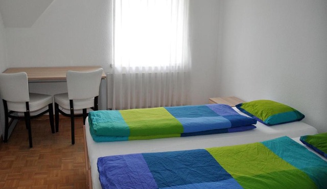 August Restaurant Hotel