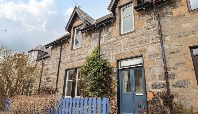 AULTMORE, family friendly, with open fire in Kingussie