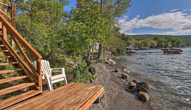 'Aunt Al's Place' Home on Canandaigua Lake w/Deck