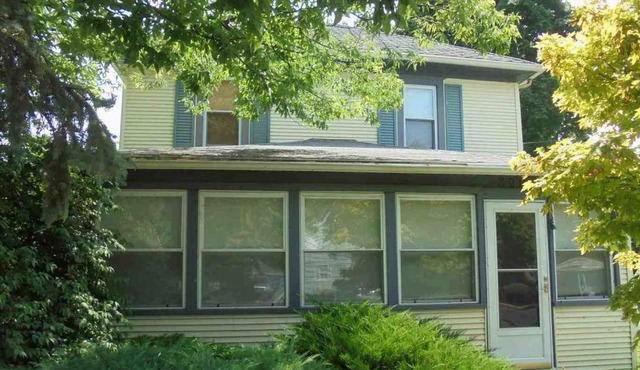 Aunt Jane's Yellow House