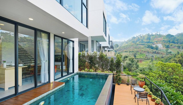 Aura Villa by Kozystay - Bandung
