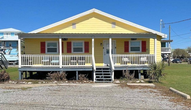 Auralee Unit 1 - Beach Access - Island Realty