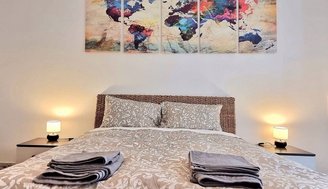 Aurora Apartment