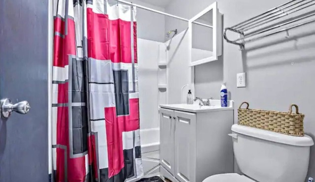 Aurora Gem: Cozy Studio, near Downtown Aurora