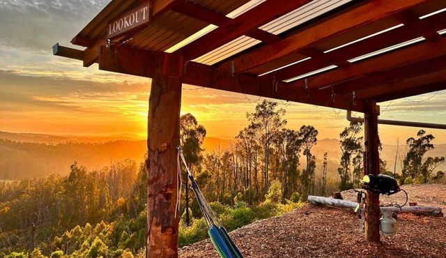 Aurora Lookout by Tiny Away