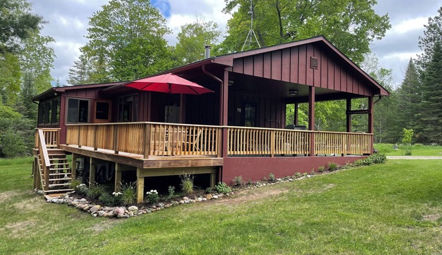 AuSable River Rustic Cabin w/Central Air