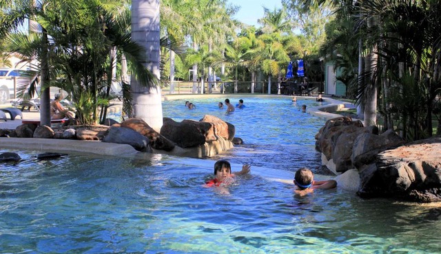 Aussie Outback Oasis Holiday Park