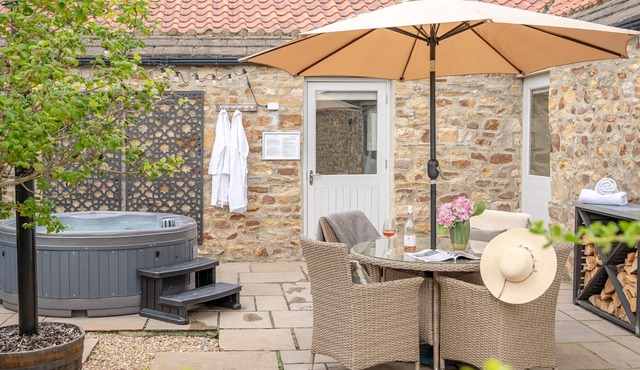 Austin - a cottage that sleeps 4 guests in 2 bedrooms