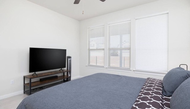 Austin Home · Corporate Spacious Luxury Housing
