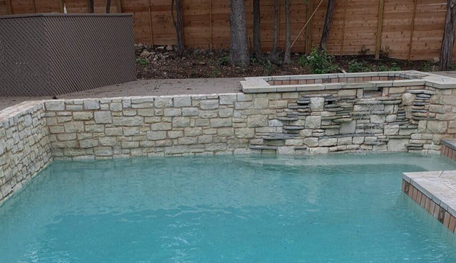 Austin TX-Lake Travis w/ Pool