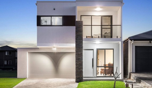 Austral Luxury 5Br Classic Model House