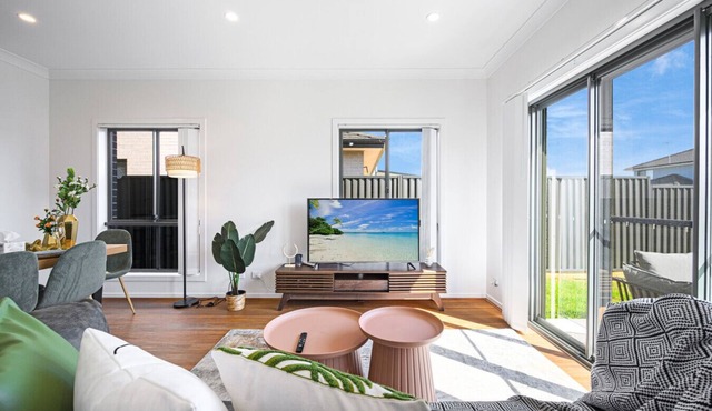 Austral Mordern House 10ppl