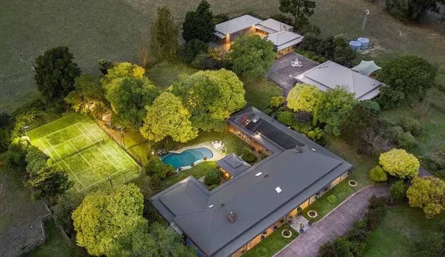 Australian Oasis Estate – Your Perfect Getaway