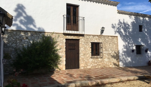 AUTENTICO CORTIJO ANDALUZ IDEAL FAMILIES