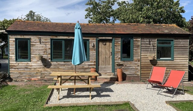 Authentic 1940's themed wooden cabin.