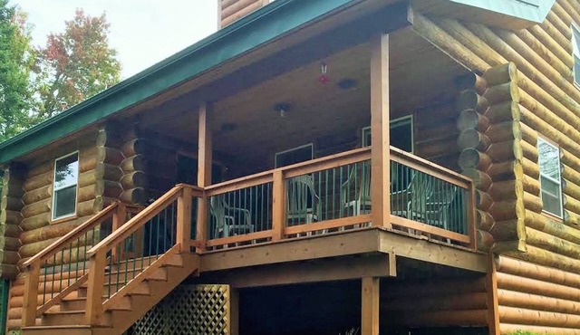 Authentic 3 Level Log Cabin. 3 Bedrooms, 3 Baths