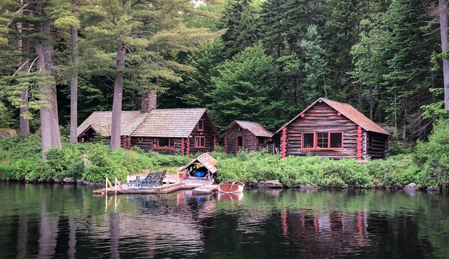 Authentic Adirondack Experience Lakeside Log Cabins