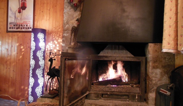Authentic alpine chalet in Chamonix Valley, next to Prarion piste, Les Houches.