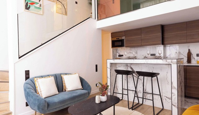 Authentic apartment - 2BR/6P - Place Pigalle