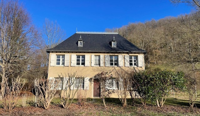 Authentic Ariège house in the heart of nature ⎸ Hiking & Heritage